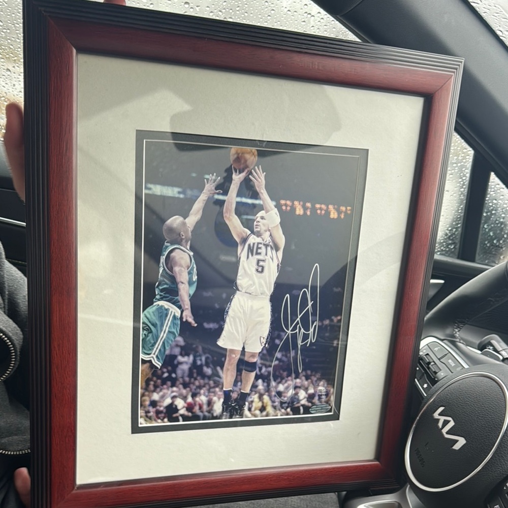 Jason Kidd authentic autograph Photo with Brown Frame from 2003